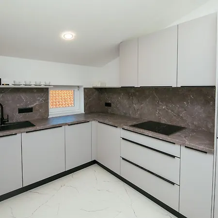 Didixi * Pakoštane