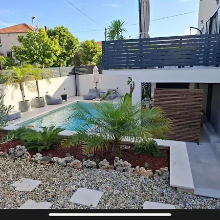 Didixi Apartment Pakostane